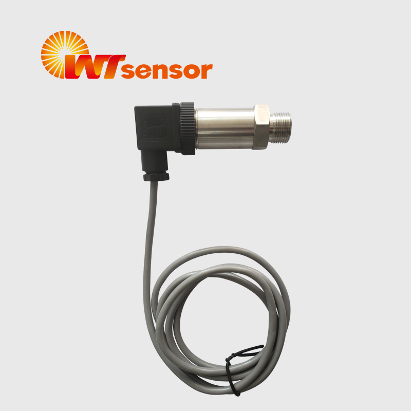 Industrial pressure sensor with diaplay PCM300